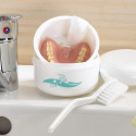 Boîte à dentier et sa brosse Boîte à dentier et sa brosse