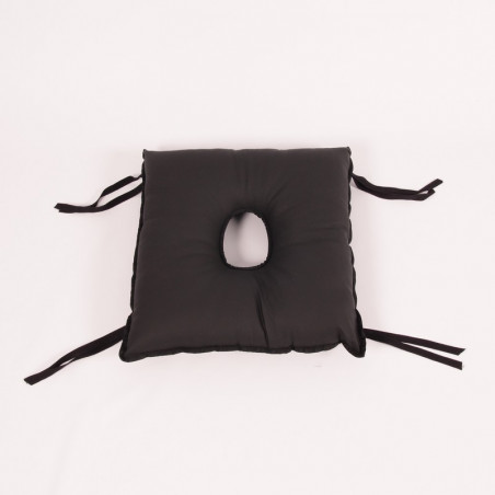 Coussin anti escarre carré avec trou Saniluxe