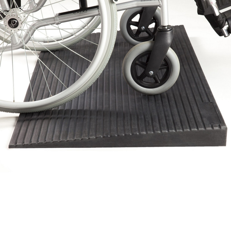 Rampe de seuil en caoutchouc droite - 7,8 cm*2 - Norme ERP - Caoutchouc - Poids max supporté : - 1000 kg