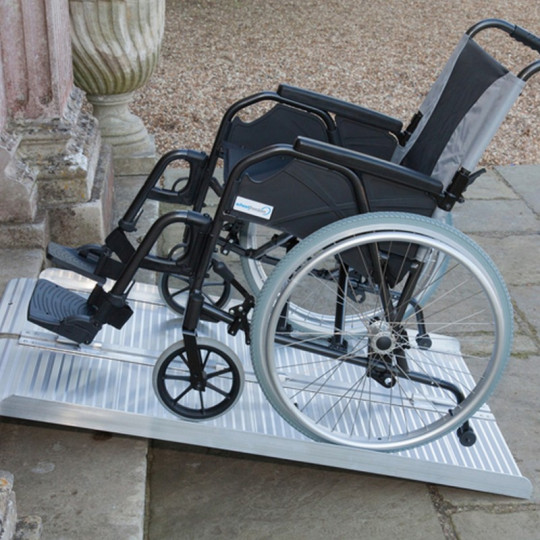 Rampe amovible pliable Shop Ramp normes accessibilité handicap ERP