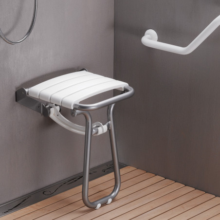 Siège de douche escamotable avec béquille automatique Siège de douche escamotable avec béquille automatique