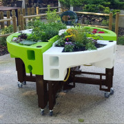 Jardinière à hauteur variable