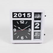 Horloge calendrier analogique