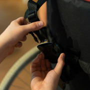 Gilet de maintien respirant pour fauteuil roulant
