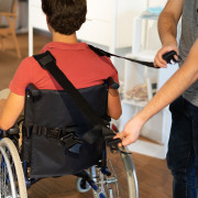 Gilet de maintien respirant pour fauteuil roulant
