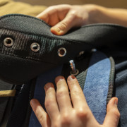 Contention abdominale pour le lit