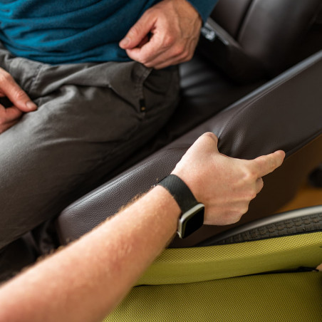 Fauteuil releveur à roulettes Club 2 mobile Saljol