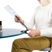 Loupe avec pince articulée flexible