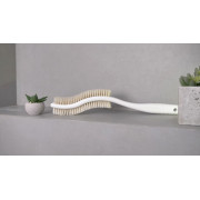 Brosse pour le corps à poils lisses