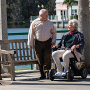 Fauteuil électrique Whill Modèle C2