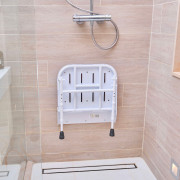 Siège de douche mural rabattable Clevedon