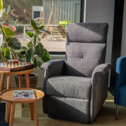 Le fauteuil releveur électrique APLOS