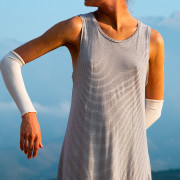 Tubes pour les bras pour protection des peaux fragiles et sensibles