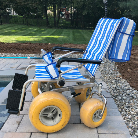 Fauteuil roulant de plage tout terrain PMR