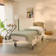Lit médicalisé releveur et verticalisable Sit Up