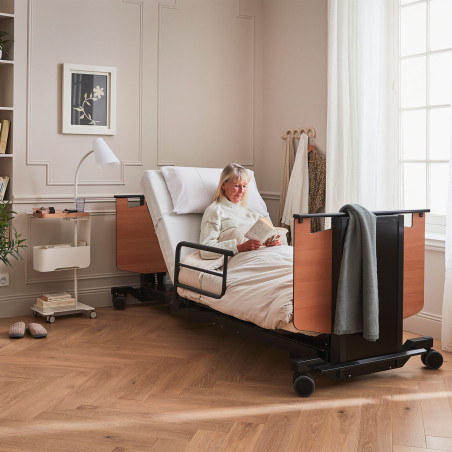 Lit médicalisé rotatif et releveur ORBIT RECONDITIONNÉ