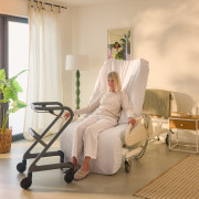 Lit médicalisé releveur et verticalisable Sit Up