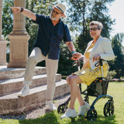 Déambulateur carbone Saljol tout en 1