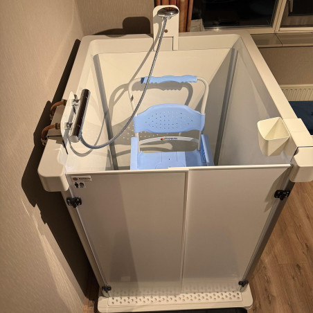 Location cabine de douche PMR amovible SANIZORG