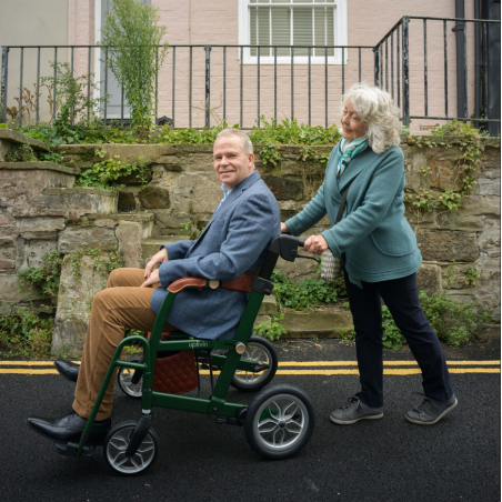 Déambulateur fauteuil de transfert 2 en 1 Glide