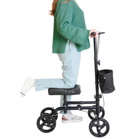 Déambulateur repose-genou