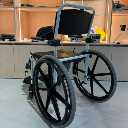 Fauteuil de douche Tarifa grandes roues - Reconditionné
