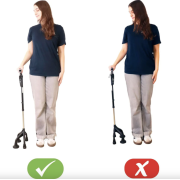 Canne quadripode avec poignée ergonomique