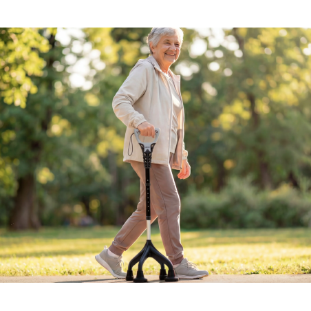 Canne quadripode avec poignée ergonomique