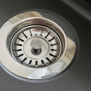Évier PMR 1 en granit avec égouttoir côté gauche ESG-4001BL