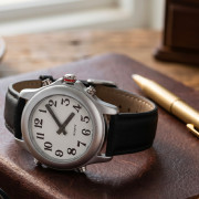 Montre parlante Classic homme malvoyante avec date et alarme