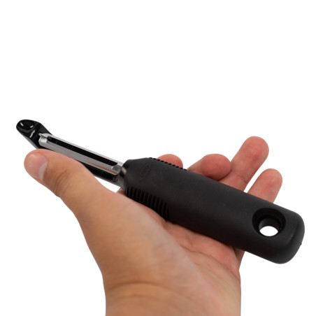 Eplucheur oscillant avec manche antidérapant OXO