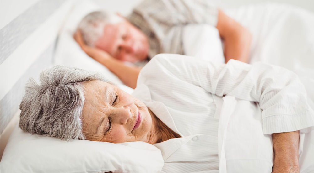 tous-ergo-sommeil-dormir-escarres-lit-matelas-personnes-agées