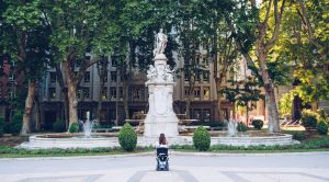 voyager-vacances-pmr-handicap-transport-fauteuil-roulant-tous-ergo