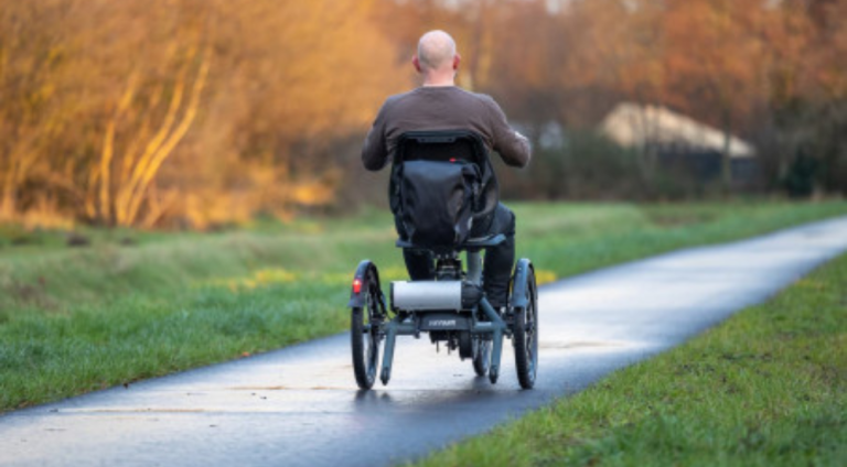 Les bienfaits du tricycle pour les seniors et PMR