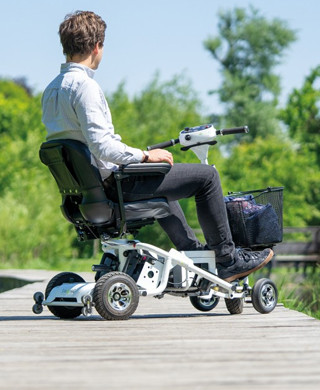 Voiture sans permis E-Pauline - Scooter handicap - Tous Ergo